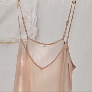 DOEN v neck slip L